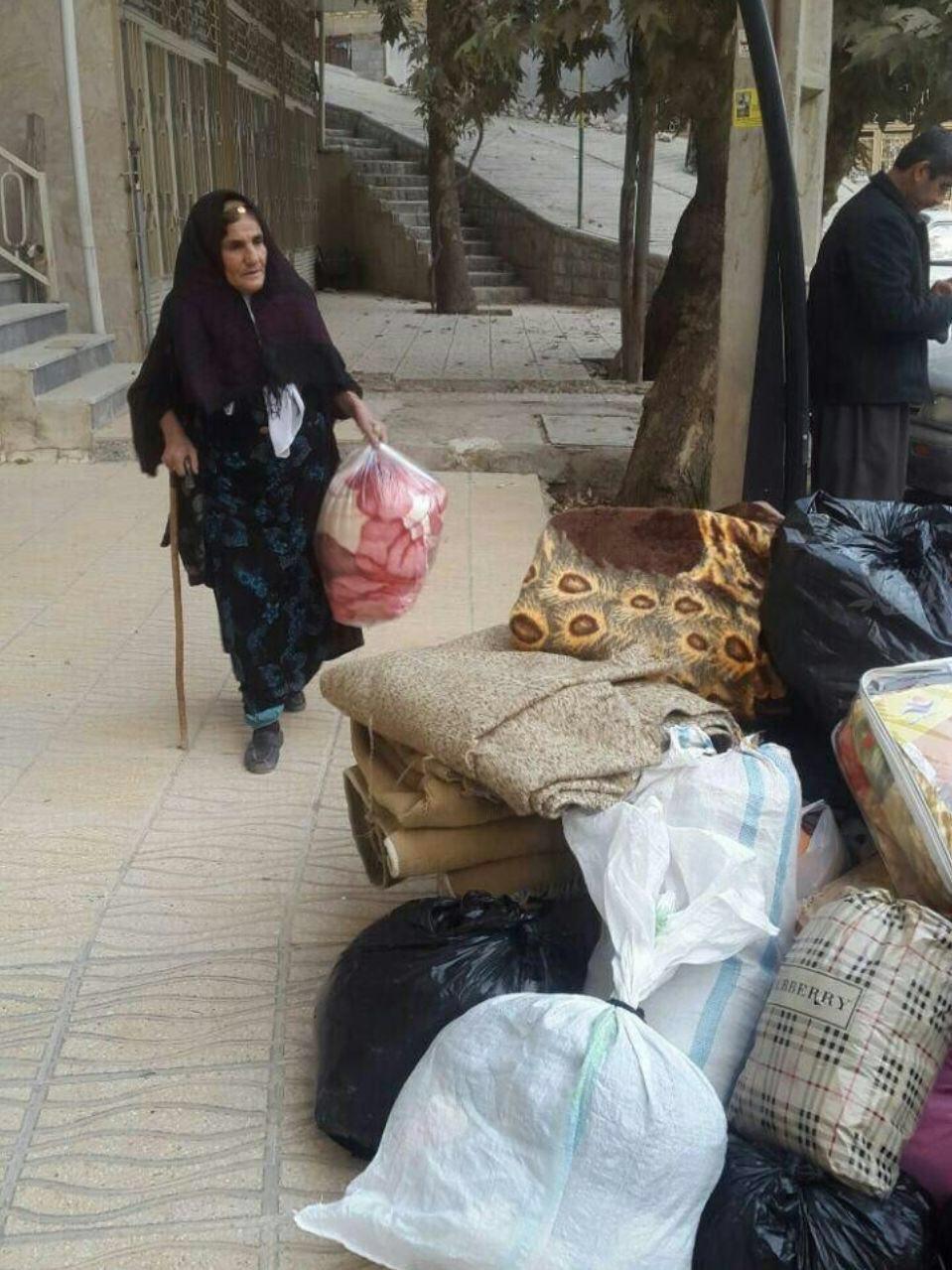 تصاویر احساسی و انسان دوستانه در مناطق زلزله زده کرمانشاه