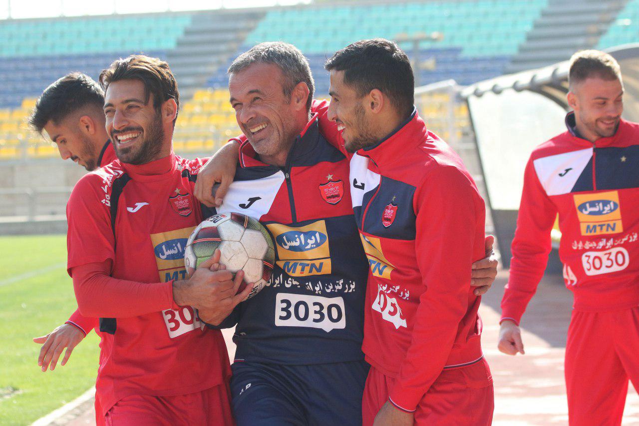 شوخی پانادیچ و خلیل زاده در تمرین پرسپولیس