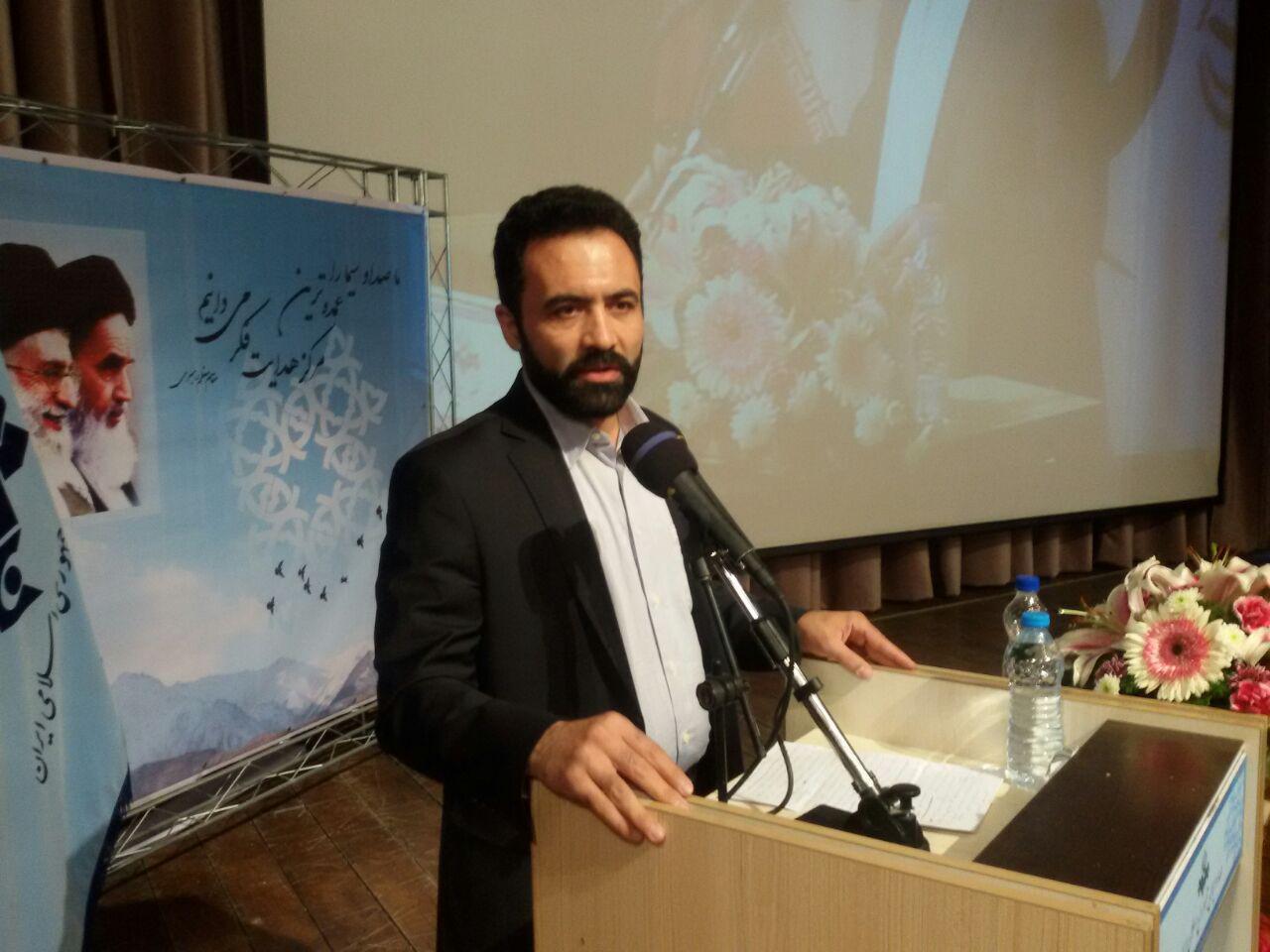 مراسم تودیع و معارفه مدیر کل صداو سیما همدان برگزار شد