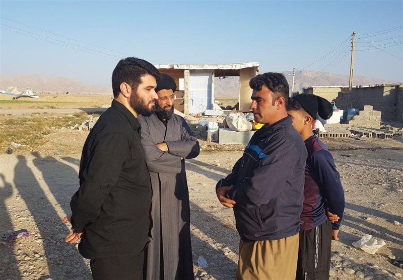 حضور میثم مطیعی درمناطق زلزله زده