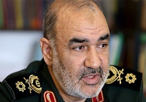 سپاه تا آخرین لحظه کنار زلزله زدگان خواهد ماند