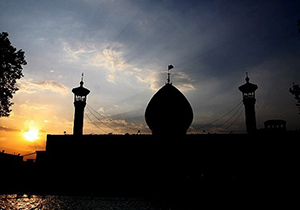 حرم مطهر شاهچراغ (ع) غرق در عزا و ماتم رحلت پیامبر اکرم (ص)