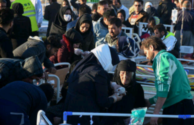قطع عضو ۱۰۰ نفر از زلزله زدگان کرمانشاهی/مراکز ترک اعتیاد و شبه خانواده در زلزله آسیبی ندیده&zwnj;اند