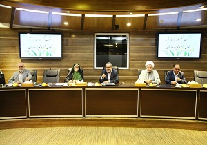 فرهنگ کتاب‌خوانی در جامعه نهادینه شود
