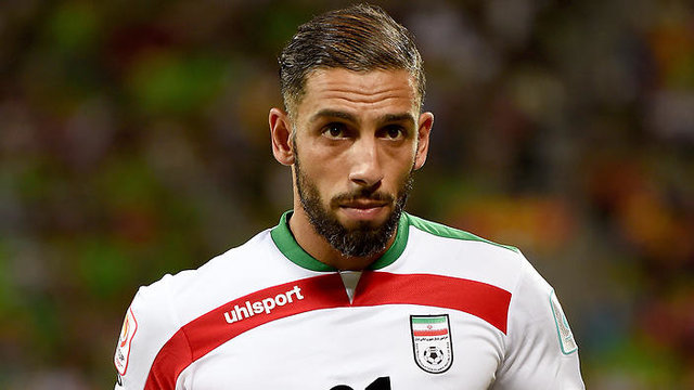 کدام بازیکن بمب نقل و انتقالات نیم فصل لیگ هفدهم لقب می گیرد؟