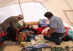 برپایی 40 تخت موقت در بیمارستان سرپل ذهاب برای مداوای بیماران