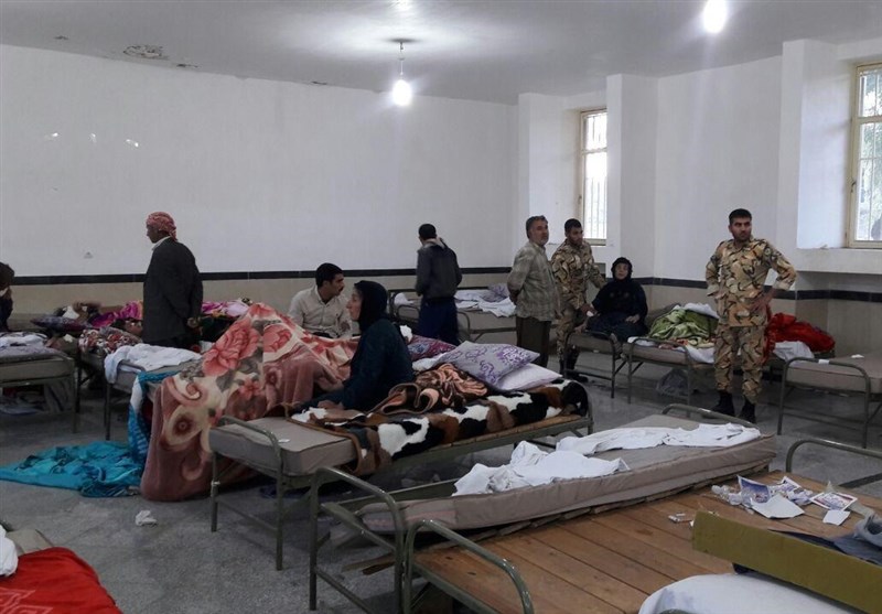 زلزله زدگان نیازمند وسایل گرمازا هستند/ گزارش روند شش روز امداد رسانی به زلزله زدگان زلزله زدگان نیازمند وسایل گرمازا هستند/ گزارش روند شش روز امداد رسانی به زلزله زدگان