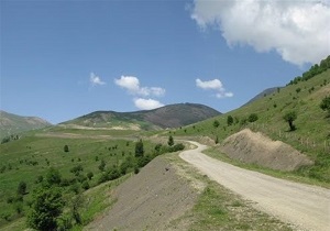 آغاز عملیات اجرایی محور اصلی کریق به آرموداق
