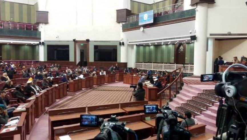 برکناری رئیس کمیسیون انتخابات توسط اشرف غنی غیر قانونی است