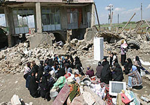 ارسال ۳.۵ میلیارد تومان کمک‌های غیرنقدی لرستان به مناطق زلزله‌زده