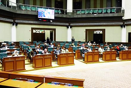 مجلس سنا درج واژه &laquo;افغان&raquo; و قومیت در شناسنامه های الکترونیکی را تأیید کرد