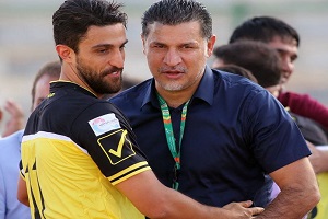 منوچهری: بازیکنان نفت روحیه خود را از دست داده اند