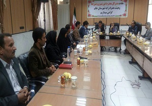 تاکید بر برنامه های توسعه محور بر پایه اقتصاد مقاومتی درخاتم