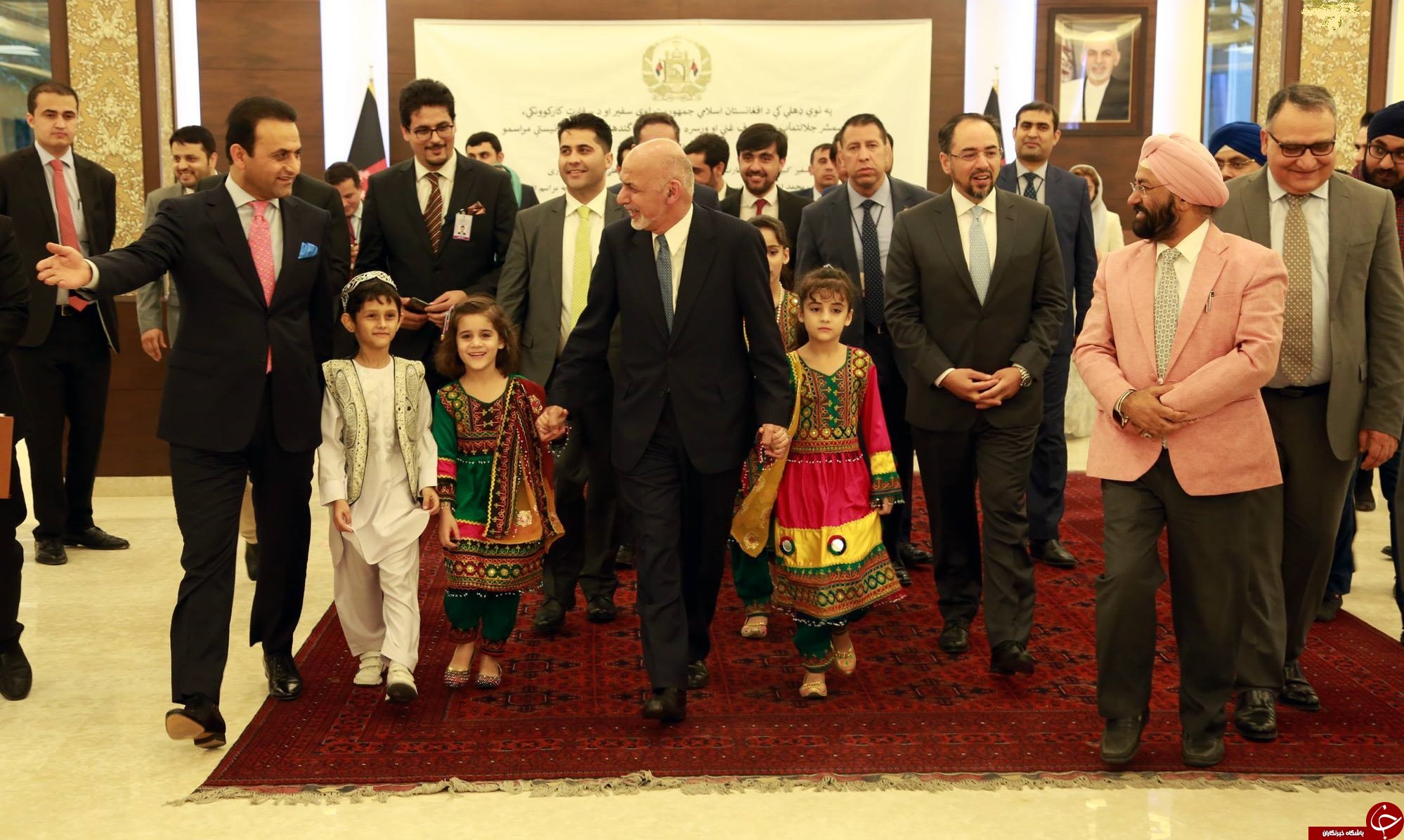 گزارش تصویری: بازدید &laquo;اشرف غنی&raquo; از سفارت افغانستان در دهلی نو