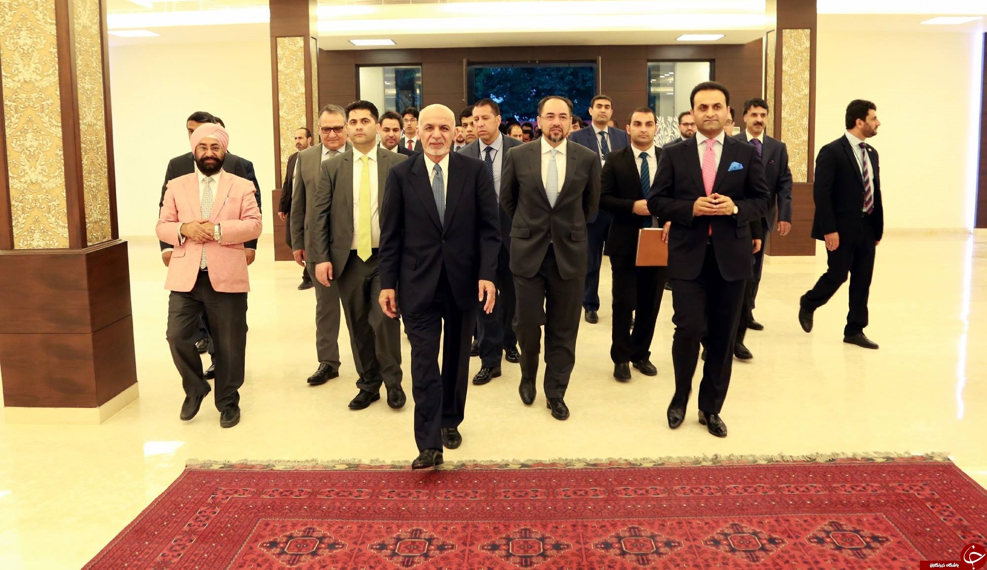 گزارش تصویری: بازدید &laquo;اشرف غنی&raquo; از سفارت افغانستان در دهلی نو