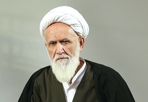 خبر فوت آیت الله حائری شیرازی تکذیب شد