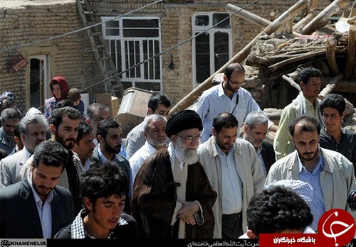 نیم قرن حضور رهبر معظم انقلاب در کنار آسیب&zwnj;دیدگان حوادث طبیعی +تصاویر