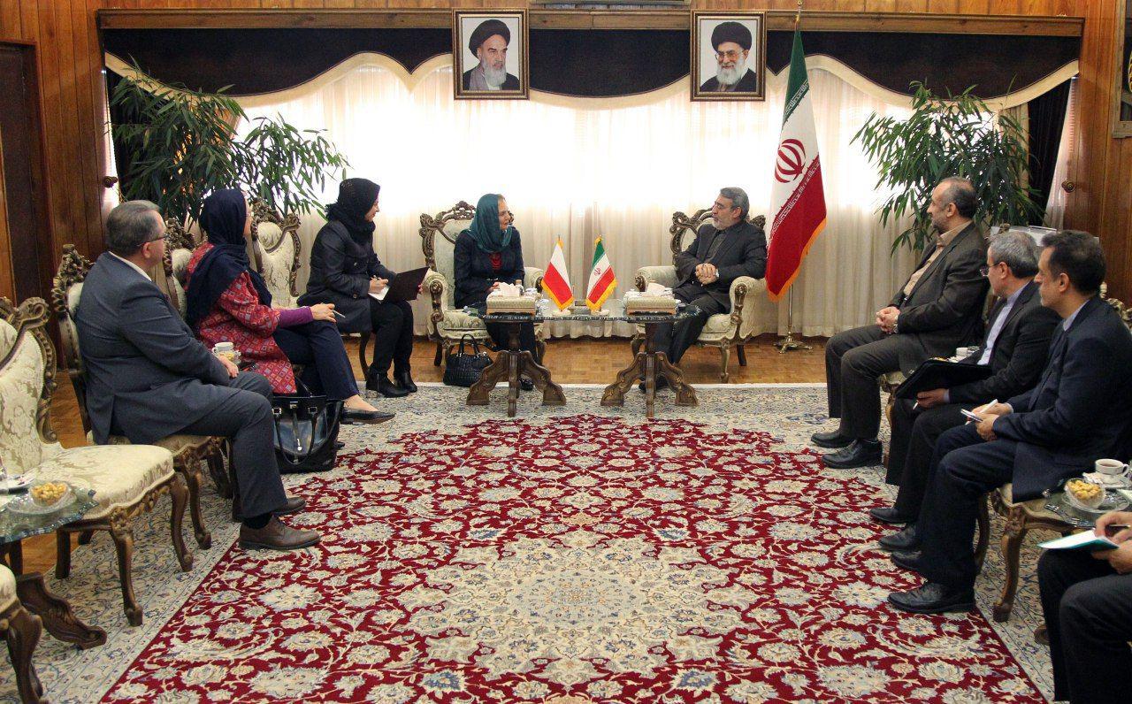 میزان روابط اقتصادی ایران و لهستان به 200 میلیون دلار رسیده است