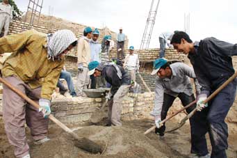 اجرای بیش از ۱۲۰۰ پروژه محرومیت&zwnj;زدایی در مناطق محروم سیستان و بلوچستان