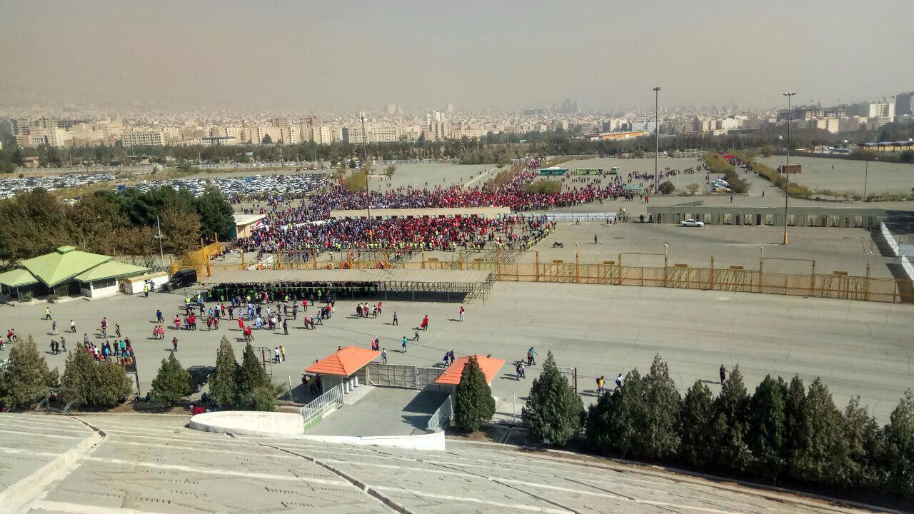 باز شدن درهای ورزشگاه یک ساعت قبل از ساعت مقرر باز شدن درهای ورزشگاه یک ساعت قبل از ساعت مقرر