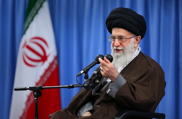 دیدگاه رهبر معظم انقلاب درباره معنای کاپیتولاسیون