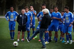 جلسه فنی شفر و استقلالی ها پیش از دربی 85