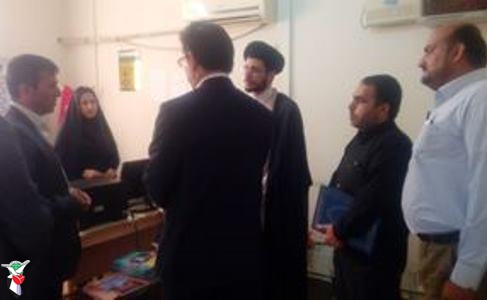 بازدید امام جمعه مهران از بنیاد شهید وامور ایثارگران