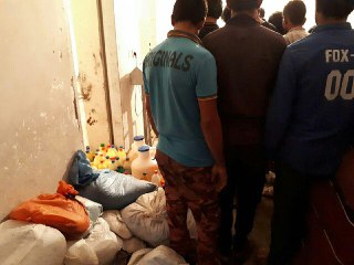 کشف کارگاه تولید مواد غذایی غیر بهداشتی در جیرفت