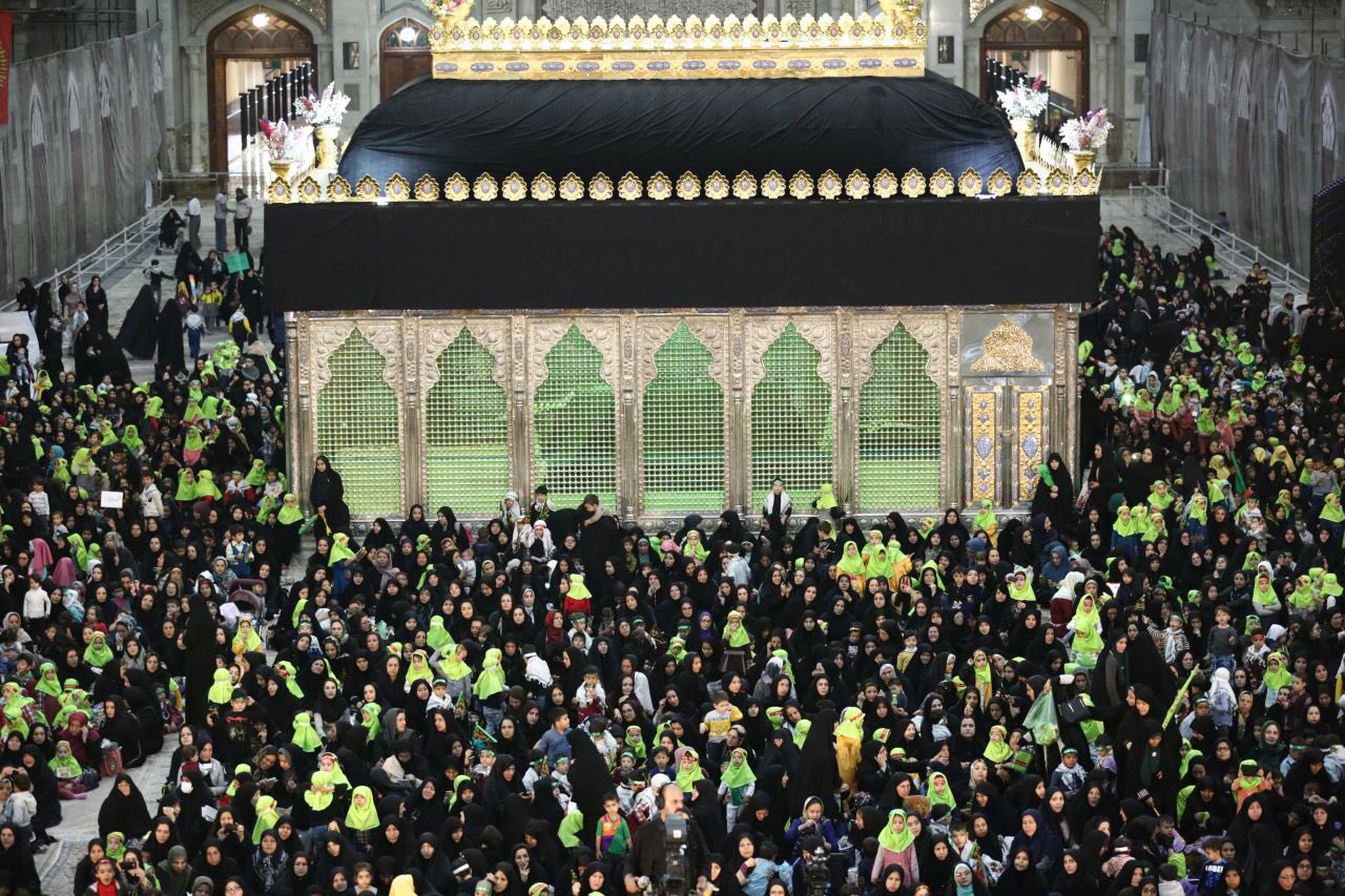 گزارش تصويری ازمراسم سه ساله های حسينی درحرم مطهرامام خمينی(ره)