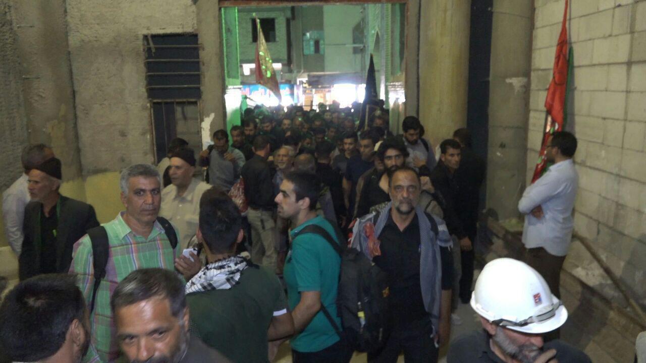 زائران اربعین به نجف رسیدند + عکس