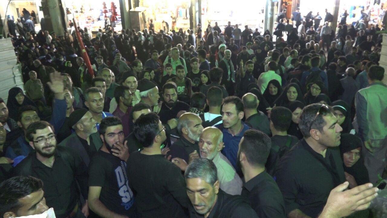 زائران اربعین به نجف رسیدند + عکس