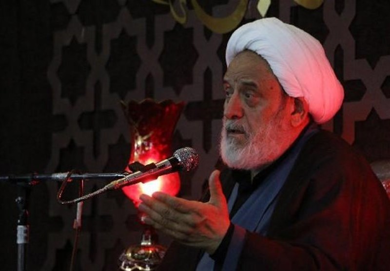 خداوند عاشق کسی است که عاشق حسین (ع) باشد+فیلم