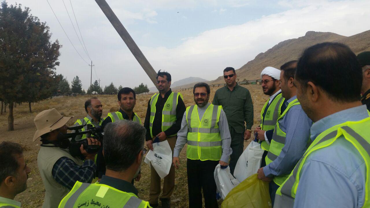 آغاز مراسم پاکسازی مسیر اربعین