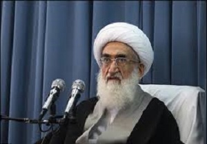 مخالفان دفاع از سوریه و عراق خوارج زمان هستند