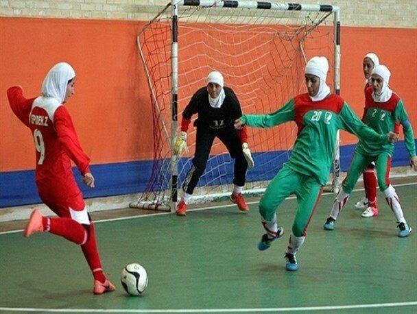 درخشش بانوان ملایری در مسابقات فوتسال قهرمانی