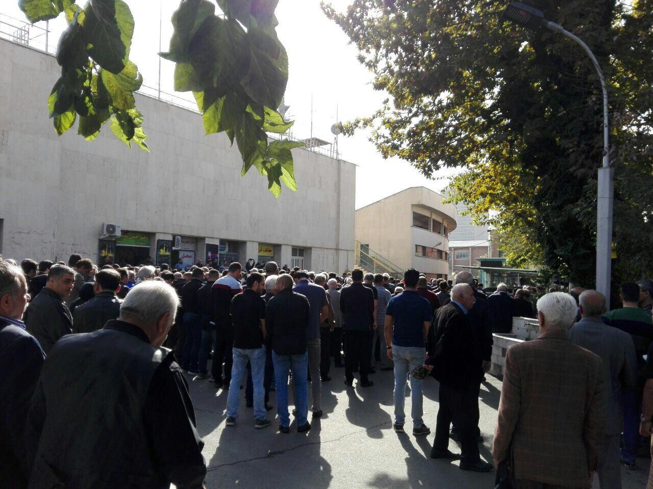 پیکر مرحوم پهلوان عباس زندی تشییع شد/خبری از مسئولان وزارت ورزش نبود