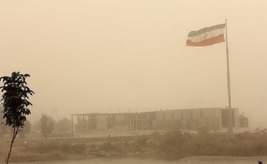سرقت مسلحانه از بانک تجارت خوی/گرد و خاک مدارس آبادان را تعطیل کرد/سقوط درخت حادثه ساز شد + فیلم و تصاویر سرقت مسلحانه از بانک تجارت خوی/گرد و خاک مدارس آبادان را تعطیل کرد/سقوط درخت حادثه ساز شد + فیلم و تصاویر