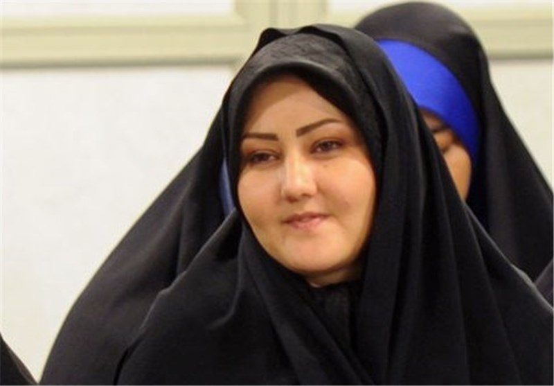&laquo;تکتم حسینی&raquo; شاعر مهاجر افغانستانی برگزیده جایزه &laquo;قیصر امین&zwnj;پور&raquo; شد