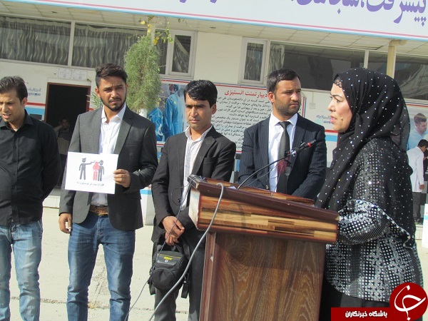 گزارش تصویری: تجمع اعتراضی خبرنگاران ولایت بلخ گزارش تصویری: تجمع اعتراضی خبرنگاران ولایت بلخ