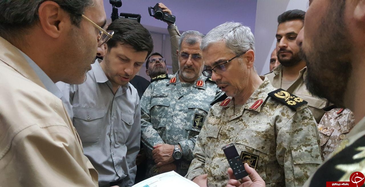بازدید سردار سرلشکر باقری از موزه دفاع مقدس آذربایجان غربی
