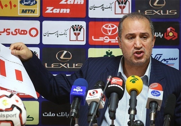 فدراسیون فوتبال ۲۰ میلیارد تومان پول داوری می&zwnj;دهد/دولت حتی یک ریال به باشگاه&zwnj;های پرسپولیس و استقلال کمک نکرده است