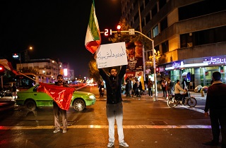 جشن شبانه مردم تهران برای نابودی داعش!+عکس