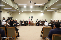 دیدار جمعی از بسیجیان با مقام معظم رهبری