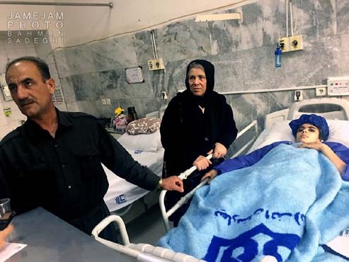 نجات معجزه آسای 6 نفر از مجروحان زلزله کرمانشاه+تصاویر
