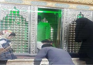 بقعه متبرکه امامزاده سید هاشم اردکان غبارروبی شد