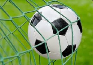 بارش باران سه بازی فوتبال خوزستان را لغو کرد