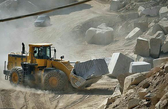 آغاز بکار دومین کارخانه فرآوری سنگ های ساختمانی در تکاب