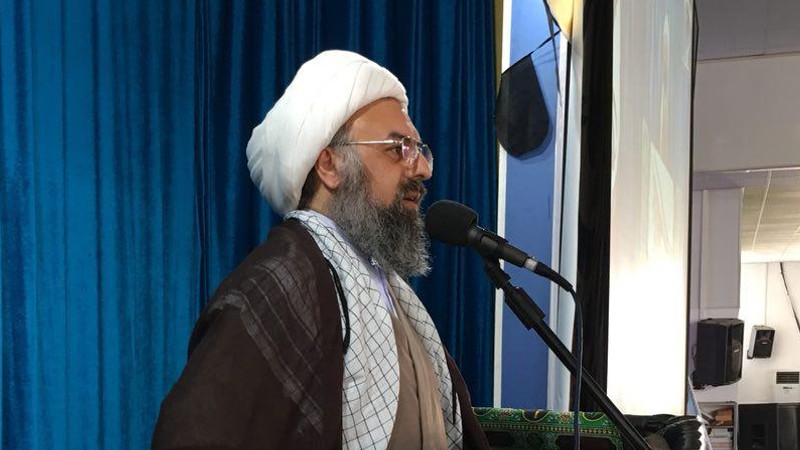 مسئولان در تصمیم شورای شهر جیرفت دخالت نکنند
