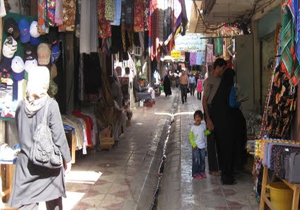 مغازه‌های فرسوده بازار صفا دشت تخریب شد