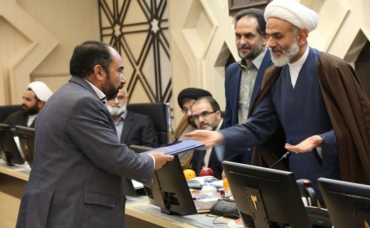 آیین تودیع و معارفه ۵ نفر از روسای دانشکده&zwnj;های علوم قرآنی برگزار شد + تصاویر